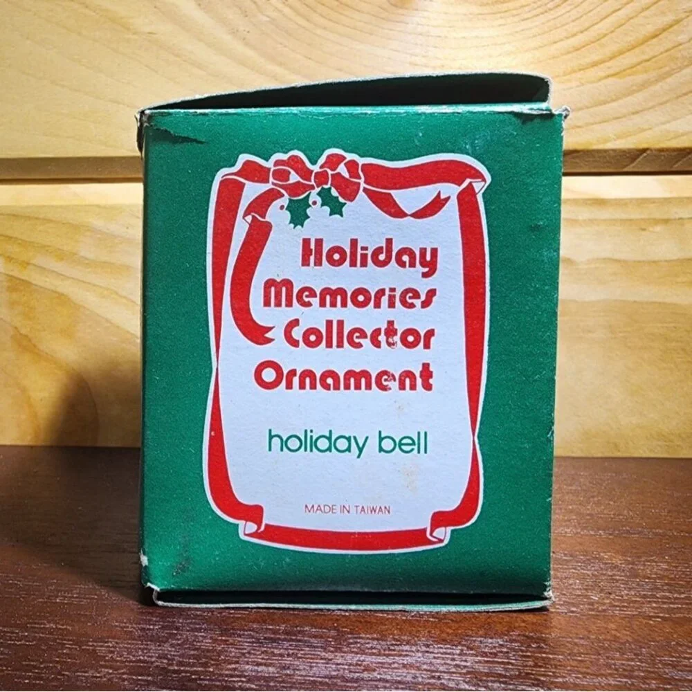 Vintage Olde Holiday Memories Collector Christmas Ornament Bell Santa